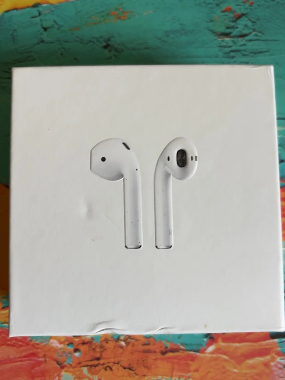 Apple White AirPods gen 2 with Wireless Charging Case